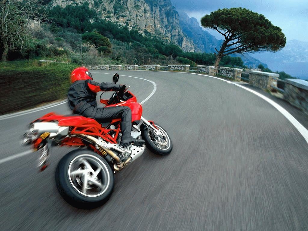 Ducati Multistrada 1100s