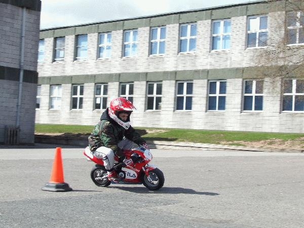 my nipper on his bike